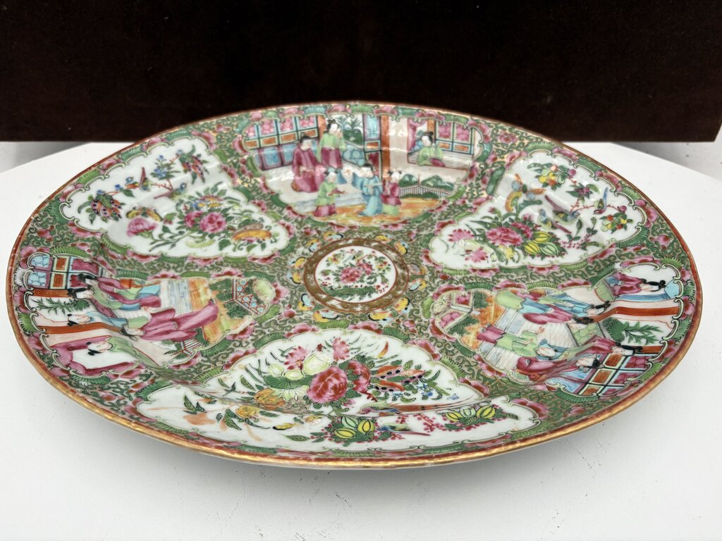 Mid 19th C. Chinese Export Rose Medallion Hand Painted Figural Porcelain Oval Platter