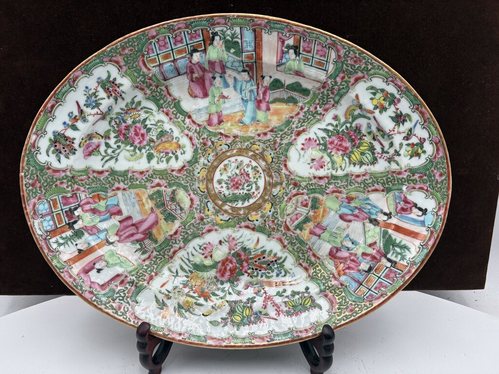 Mid 19th C. Chinese Export Rose Medallion Hand Painted Figural Porcelain Oval Platter