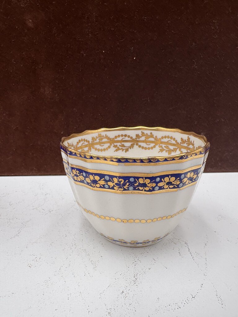 Late 18th C. Royal Crown Derby Duesbury Puce Tea Cup & Creamer (2Pcs)