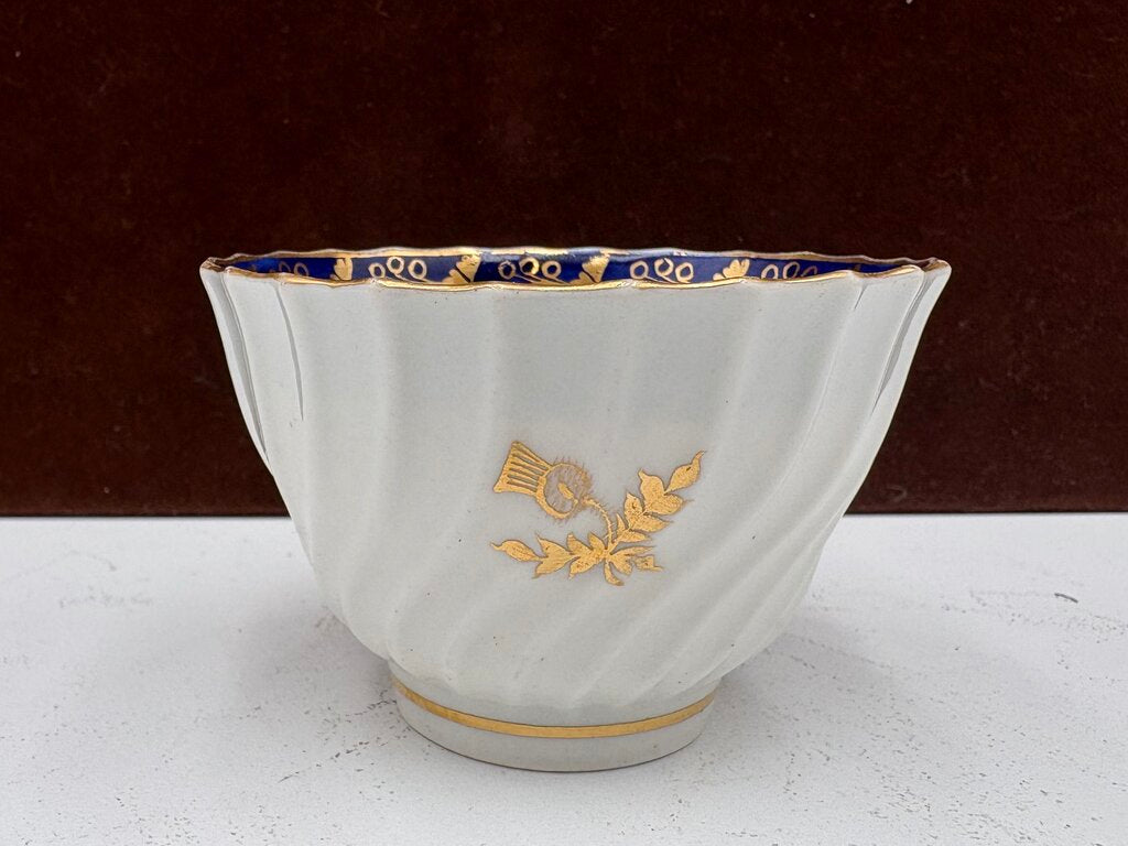 Late 18th C. Flight Worcester Blue Gilt Thistle Twist Ribbed Tea bowl