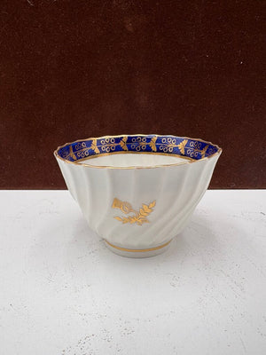 Late 18th C. Flight Worcester Blue Gilt Thistle Twist Ribbed Tea bowl