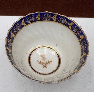 Late 18th C. Flight Worcester Blue Gilt Thistle Twist Ribbed Tea bowl