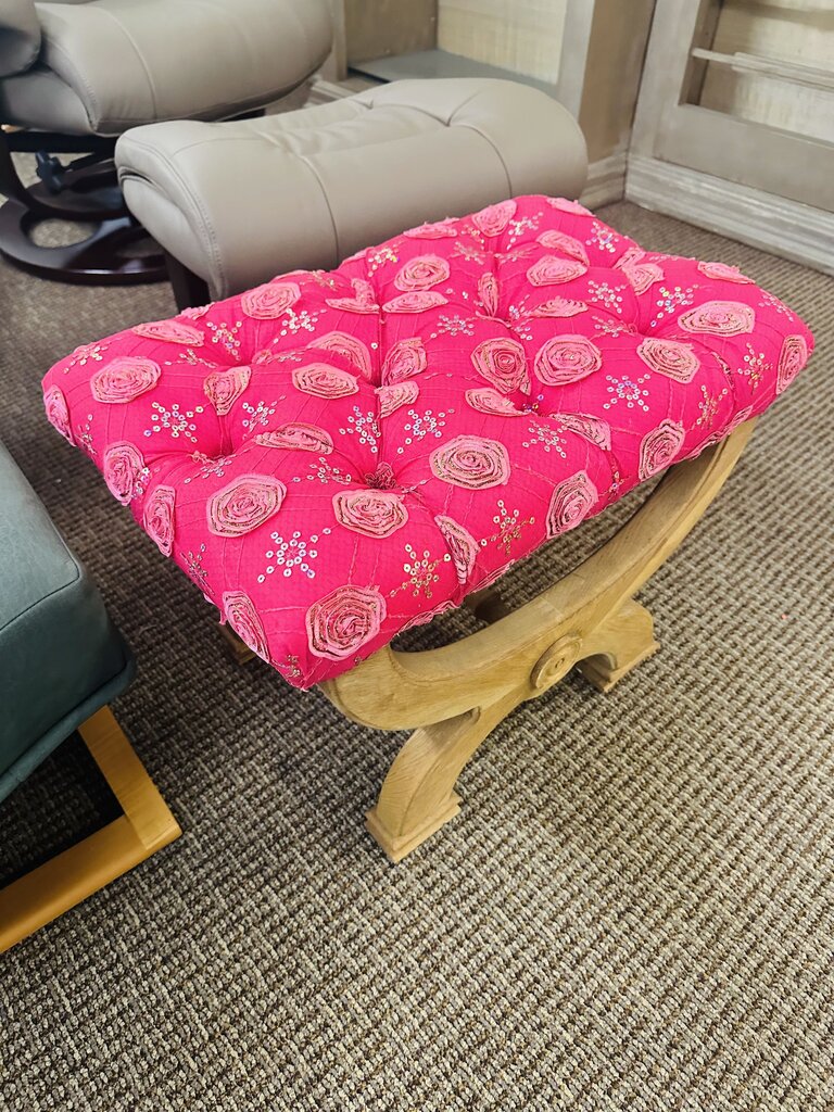 Pink Roses Curule Stool Bench