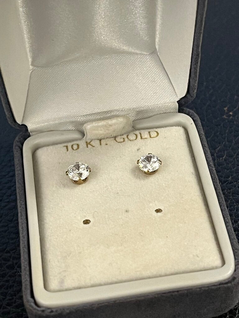 10K Gold Cubic Zirconia Stud Earrings