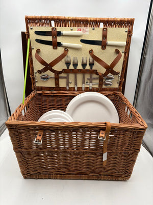 Picnic Outfits Optima Mfg. C. England Picnic Set (22Pcs)