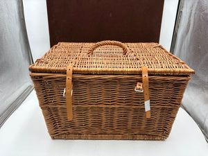 Picnic Outfits Optima Mfg. C. England Picnic Set (22Pcs)