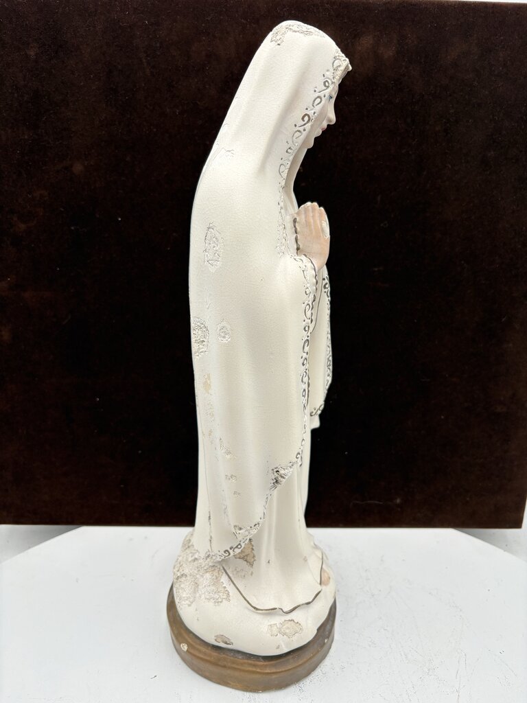 Columbia Statuary Chalk-ware Painted "Our Lady of Fatima" Statue 18"