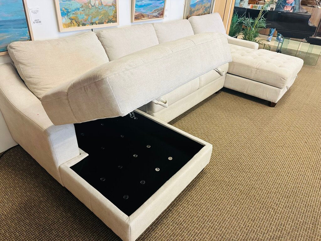 Davenport 3 Piece Fabric Sectional Sofa With Storage Chaise Orig $1399