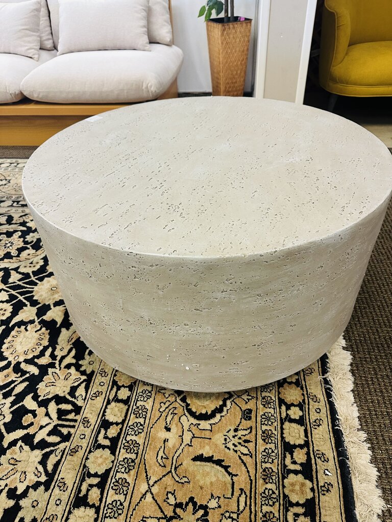 Vision Art Round Patio Coffee Table MSRP $999(36x18)