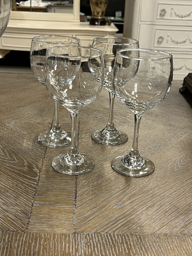 Red Wine Glasses Set of 4