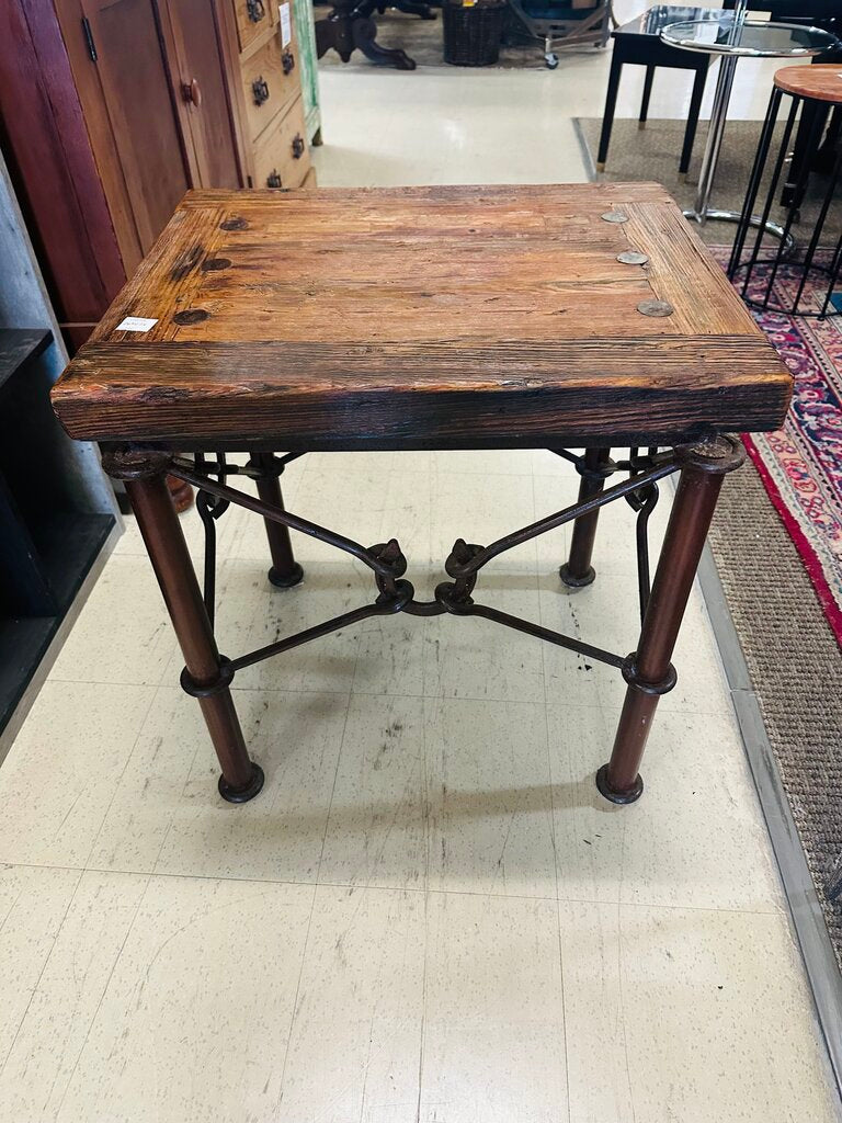 Rustic Barn-Wood Side Table 20x24x26