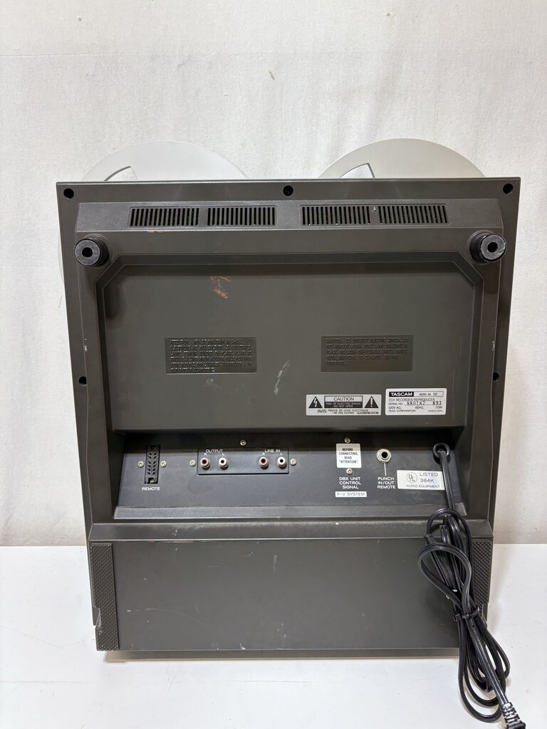 Tascam 32 Stereo 2 Track Reel to Reel w/ 2 Reels