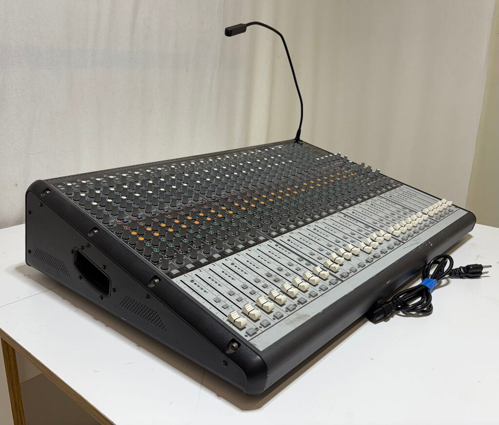 Mackie Onyx 24-4 Audio Mixing Console w/ Board Lamp