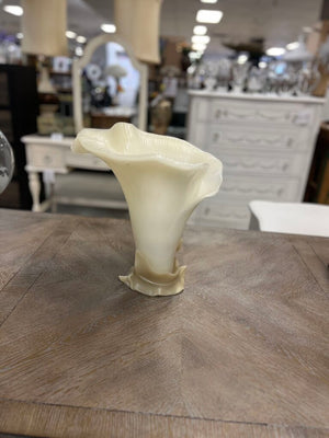 Point a la Ligne Calla Lily Decorative Candle 12x12