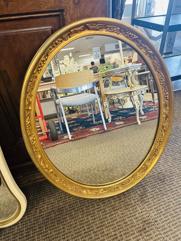 Victorian Gilt Oval Mirror 27x34