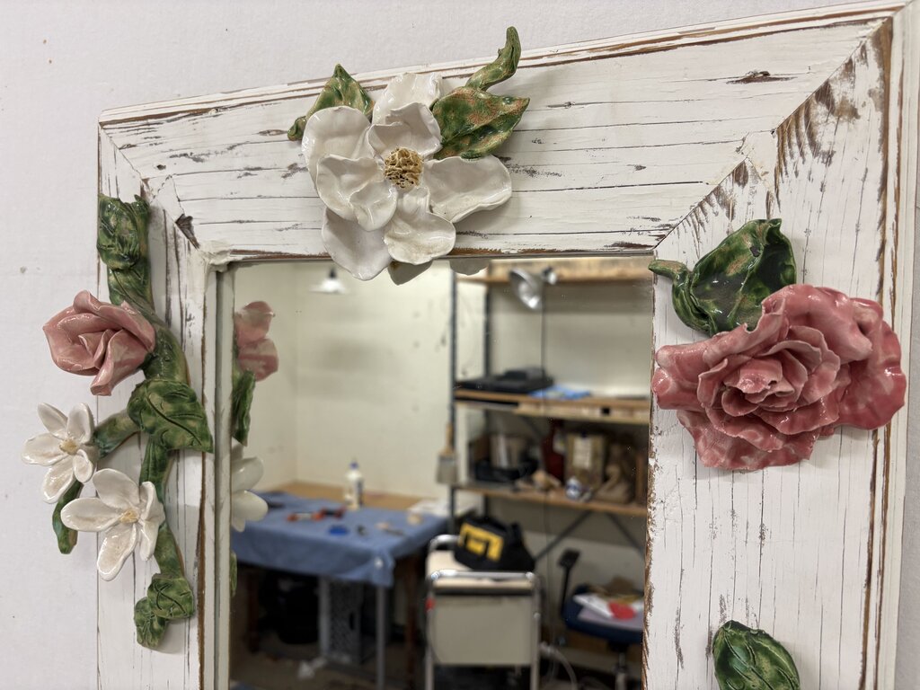 Lesal Floral Ceramic Distressed White Mirror