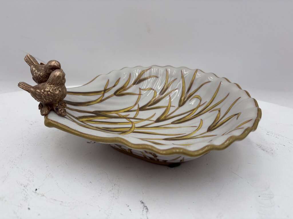 Chinese Export Decorative Porcelain Dish Scalloped Edge Shell & 2 Brass Birds