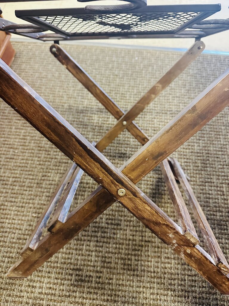 Rustic Horseshoe Glass Top Side Table 18x18x18