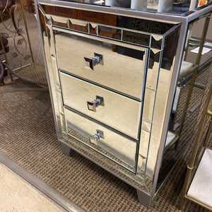 Mirrored Nightstand 19x13.5x27