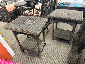 Wicker Side Table 20x16x24