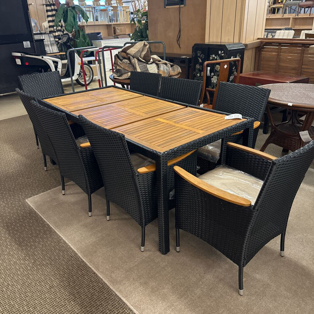 Acacia & Wicker Outdoor 9pc Dining Set + Cushions