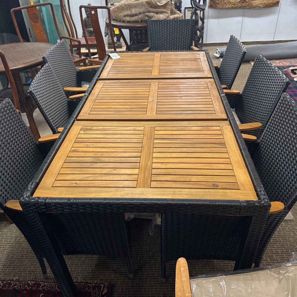Acacia & Wicker Outdoor 9pc Dining Set + Cushions