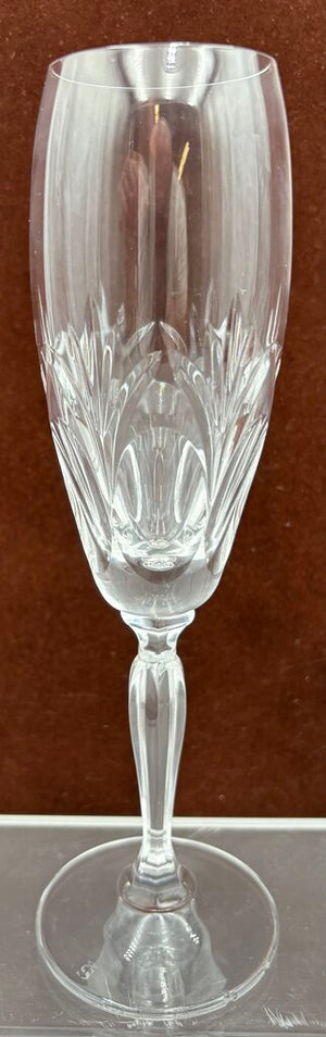 Spiegelau Cut Crystal Begonia Thumbprint Pattern Champagne Flute 8.3"
