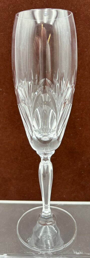 Spiegelau Cut Crystal Begonia Thumbprint Pattern Champagne Flute 8.3"
