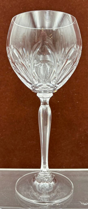 Spiegelau Cut Crystal Begonia Thumbprint Pattern Wine Glass 7.25"