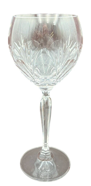 Spiegelau Cut Crystal Begonia Thumbprint Pattern Wine Glass 7.25"
