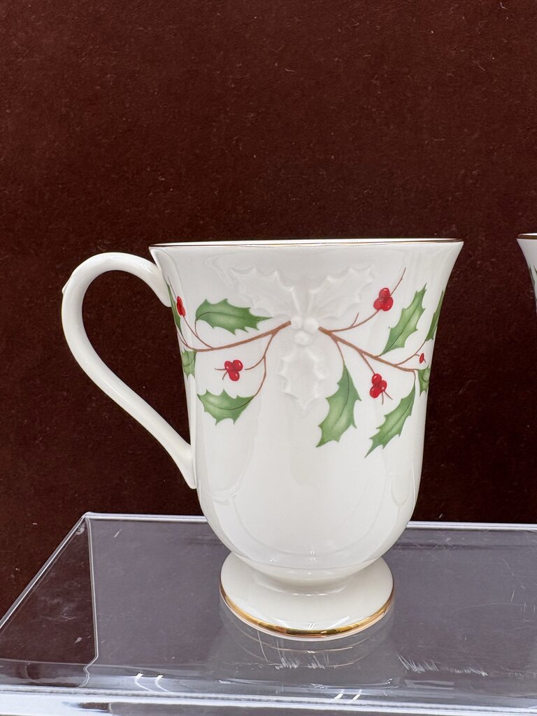 Lenox Holiday Dimensions Collection Holly Leaf Footed Mugs 12oz (PAIR)