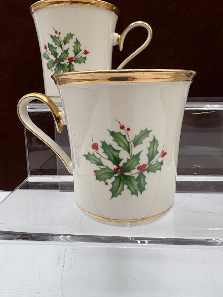 Lenox Holiday Dimensions Collection Gold Trim Holly Leaf Coffee Cups 10oz (4Pcs)