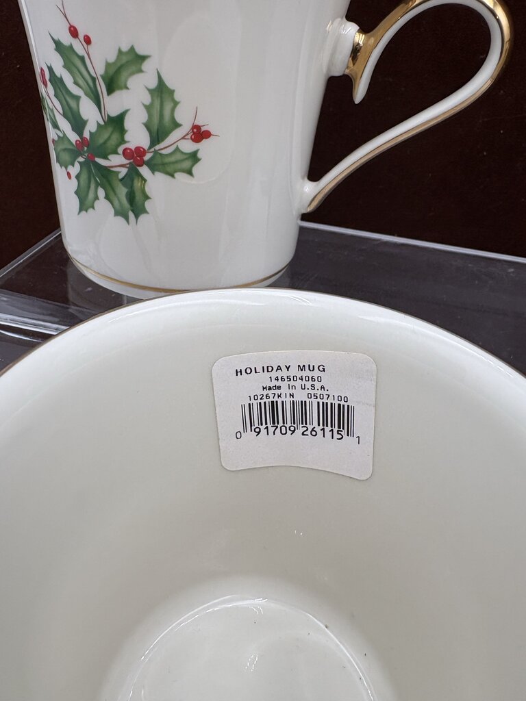 Lenox Holiday Dimensions Collection Gold Trim Holly Leaf Coffee Cups 10oz (4Pcs)