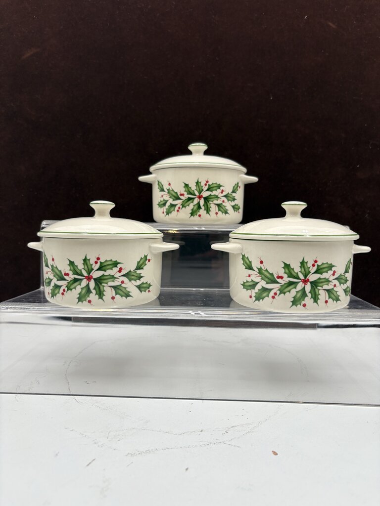Lenox Holiday American by Design Green Trim Holly Leaf Lidded Mini Casserole Dish 11oz (2Pcs)