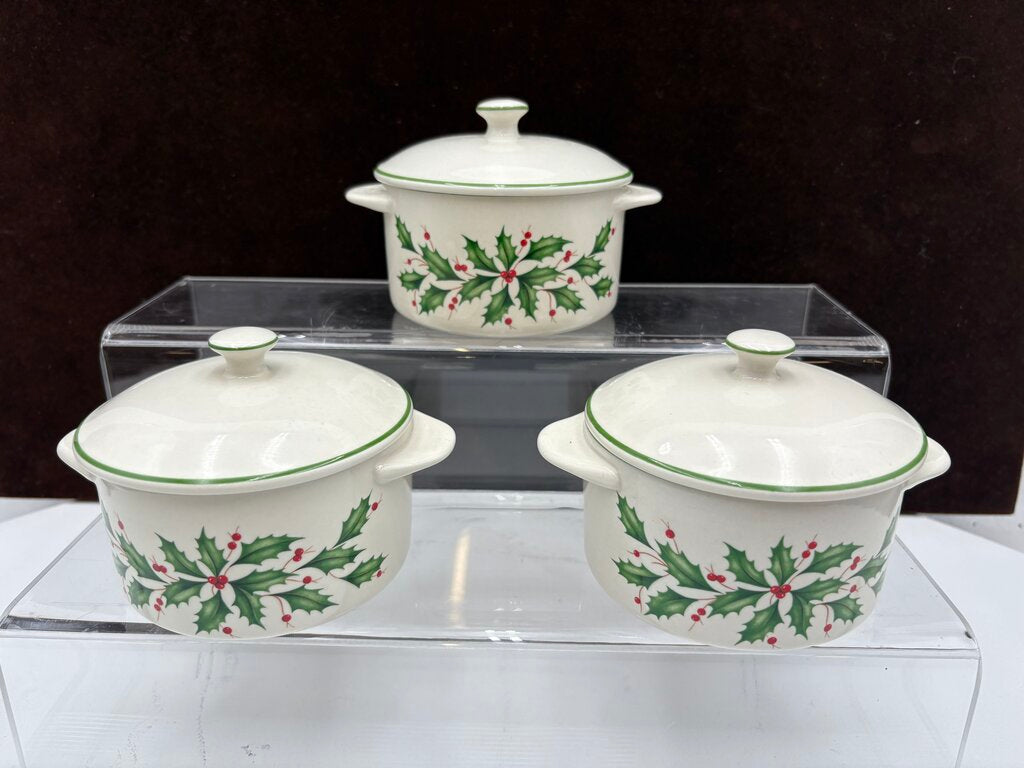Lenox Holiday American by Design Green Trim Holly Leaf Lidded Mini Casserole Dish 11oz (2Pcs)