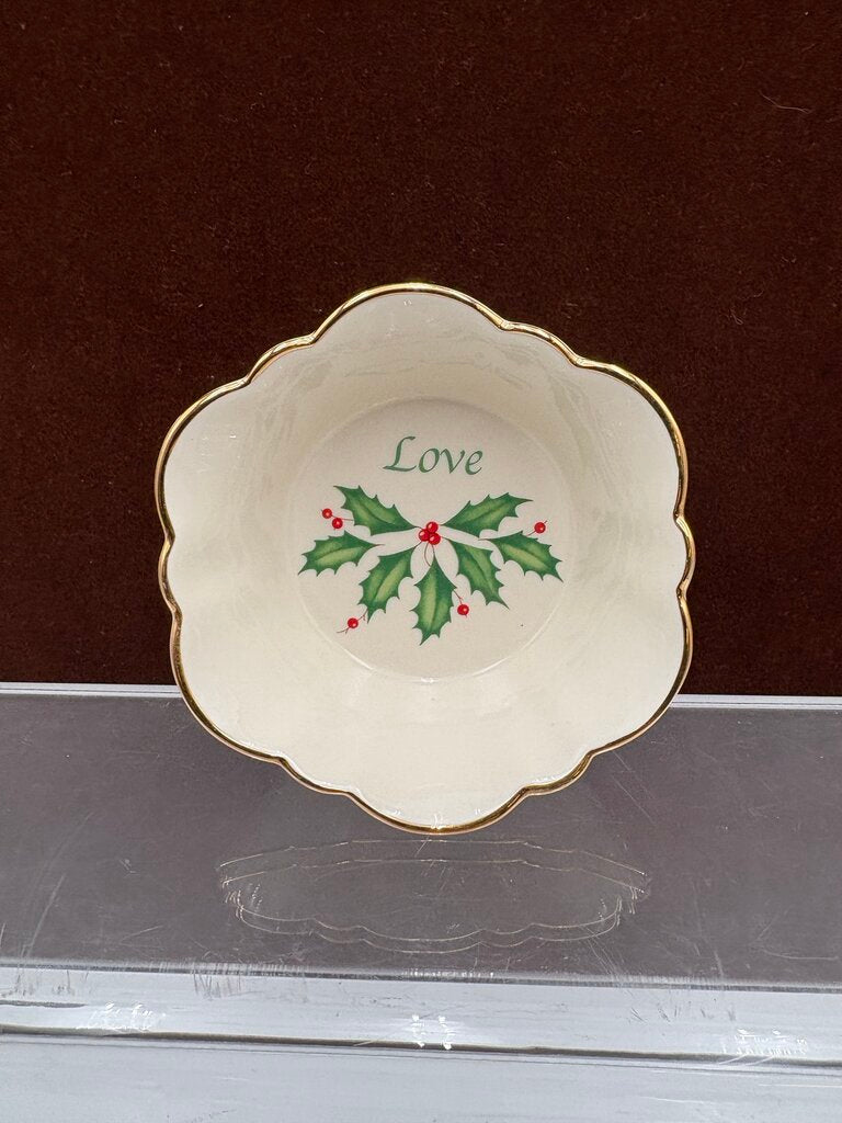 Lenox Holiday American by Design Gold Trim Round Fluted Scalloped Edge "Love" Candy Dish