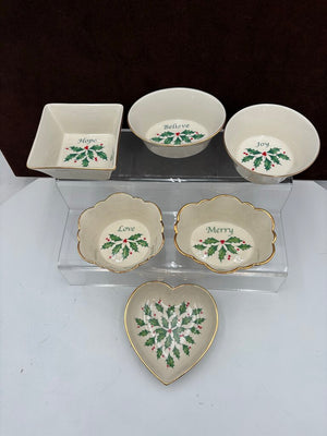 Lenox Holiday American by Design Gold Trim "Heart" Candy Dish