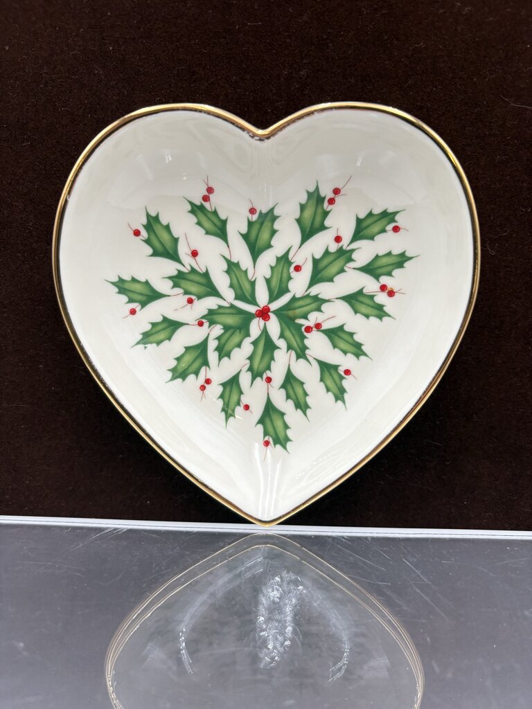Lenox Holiday American by Design Gold Trim "Heart" Candy Dish