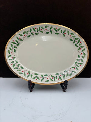 Lenox Holiday Dimensions Collection Gold Trim Holly Leaf Oval Platter 13.8"