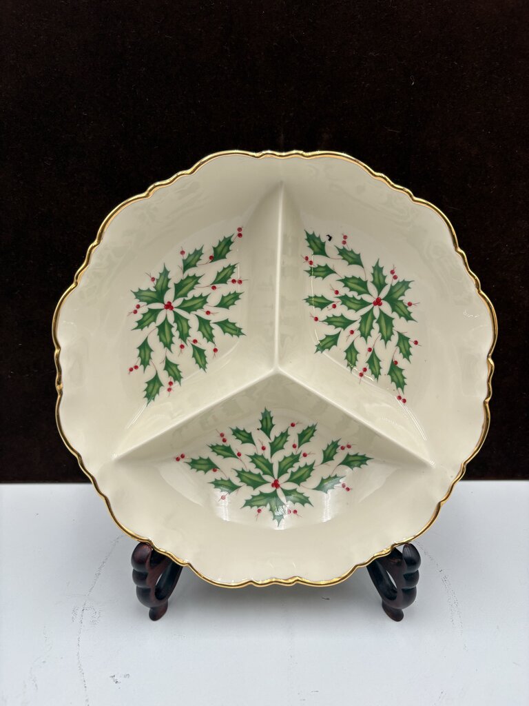 Lenox Holiday American by Design Round Fluted Gold Trim Scalloped Edge Divided Serving Bowl 9.5"