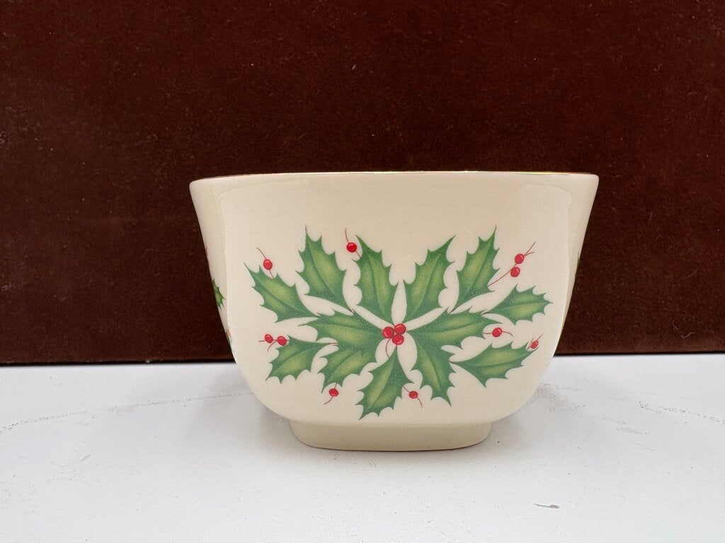 Lenox Holiday American by Design Square Gold Trim Footed Serving Bowl 4.3"