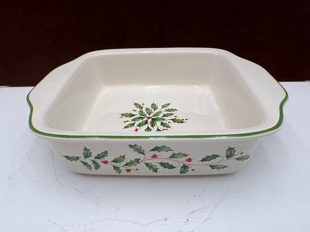 Lenox Holiday American by Design Square Gold Trim Baking Dish 10"