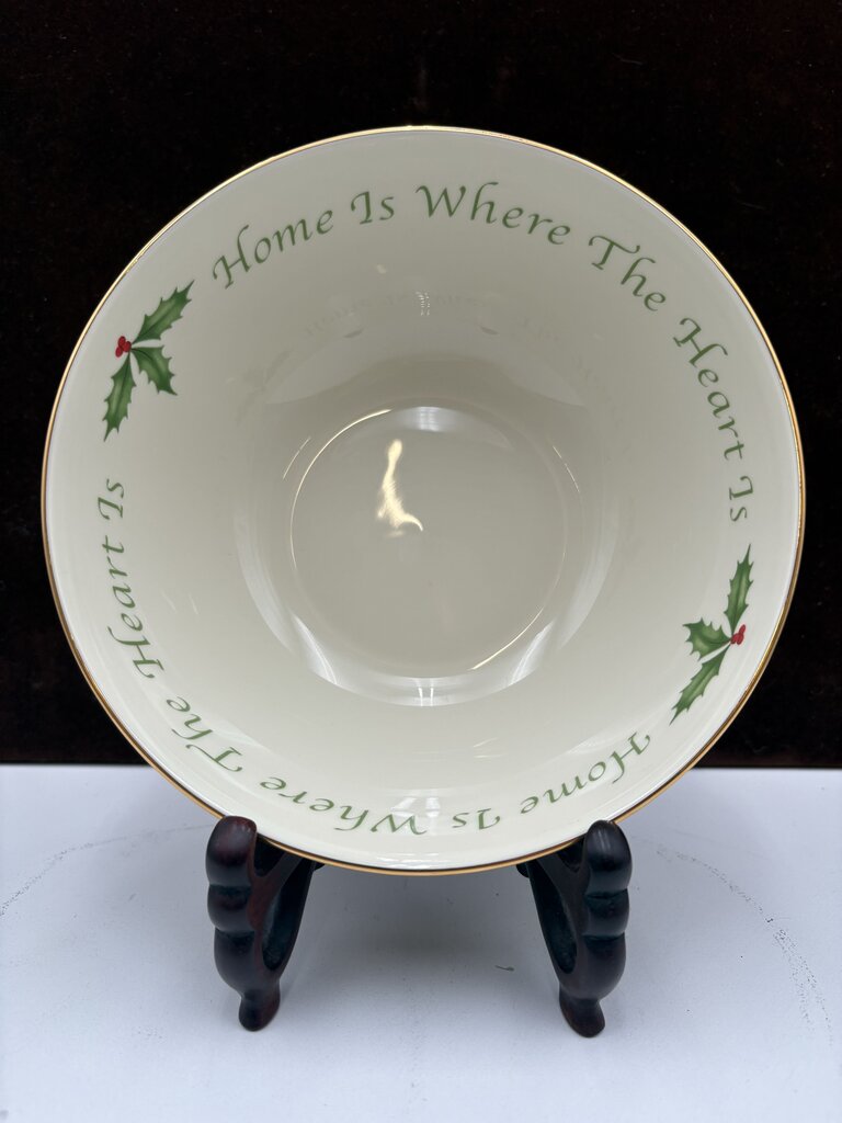 Lenox Holiday Dimensions Collection "Home is Where The Heart Is" Holly Leaf Veggie Bowl 7.25"