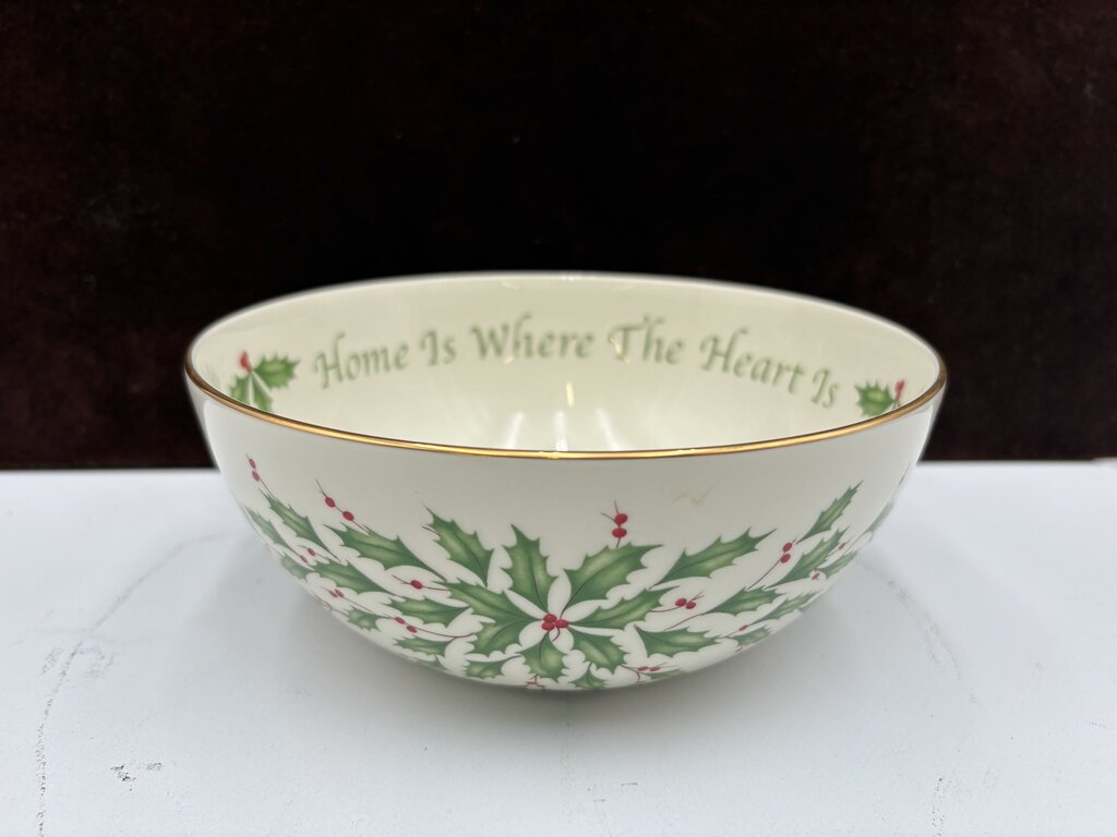 Lenox Holiday Dimensions Collection "Home is Where The Heart Is" Holly Leaf Veggie Bowl 7.25"