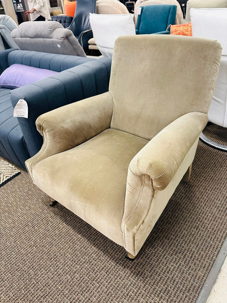 Pleated Sock Arm Accent Chair w/ Casters