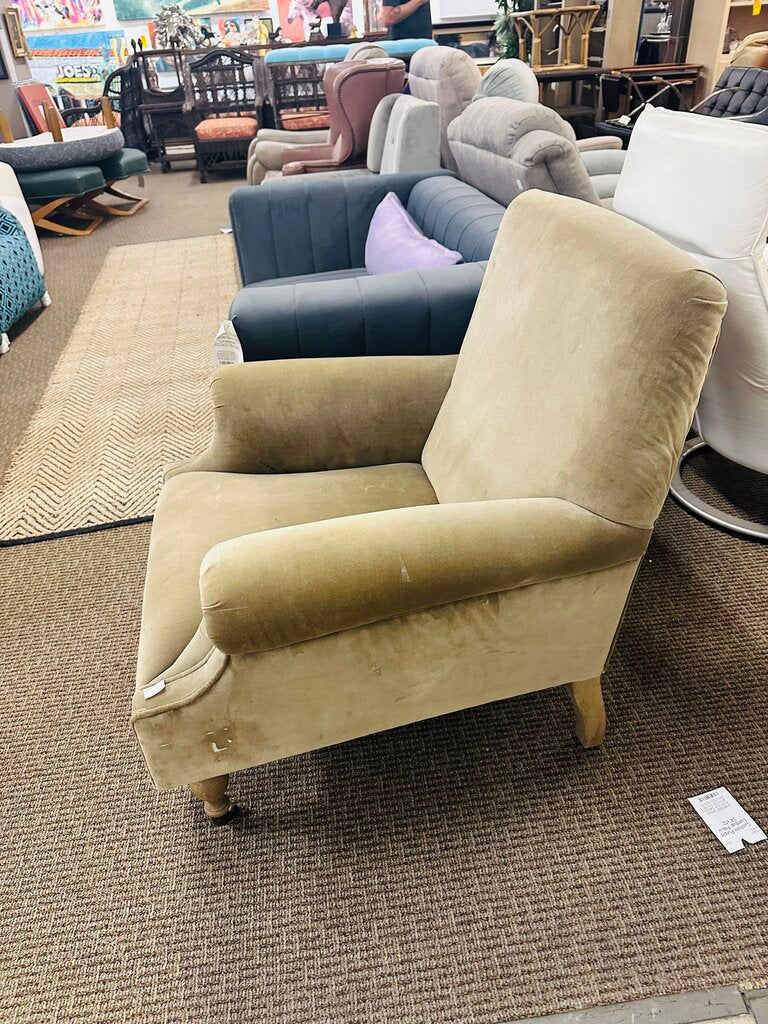 Pleated Sock Arm Accent Chair w/ Casters
