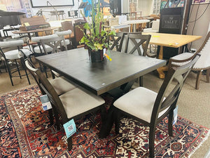 Westen Dining Table + 6 Chairs Orig $1250 (40 X 62 X 30.2)