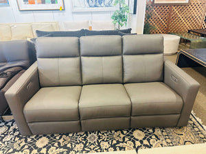 Flexsteel Leather Power Reclining Sofa With Power Headrest 79" W. Orig. $2500