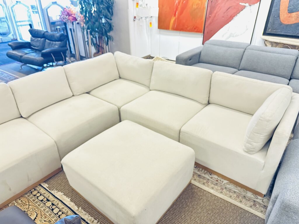 Henredon Murphy Fabric Modular Sectional With Ottoman Orig. $2099