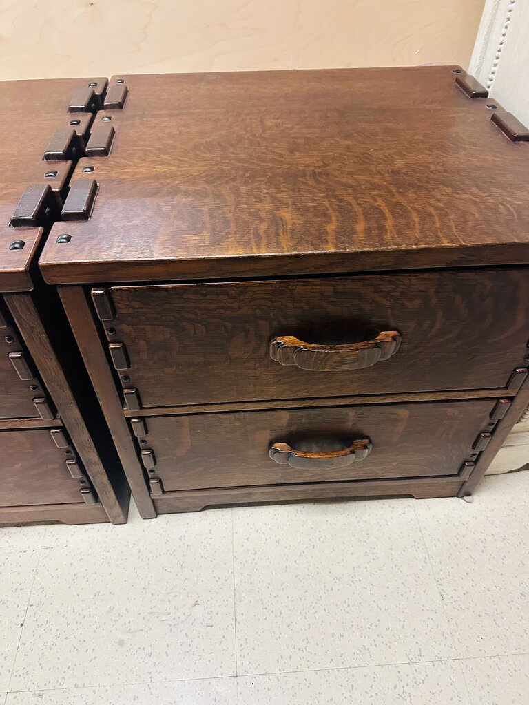 Custom Oak Nightstands (pair) 20x22x26